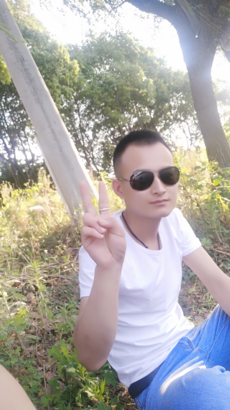 马凯亮的第一张照片--甘谷上门女婿服务网